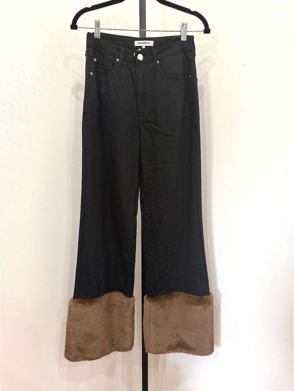 NWT WeWOREWHAT Size 25 Black Wide Leg Pants with Brown Faux Fur Cuffs